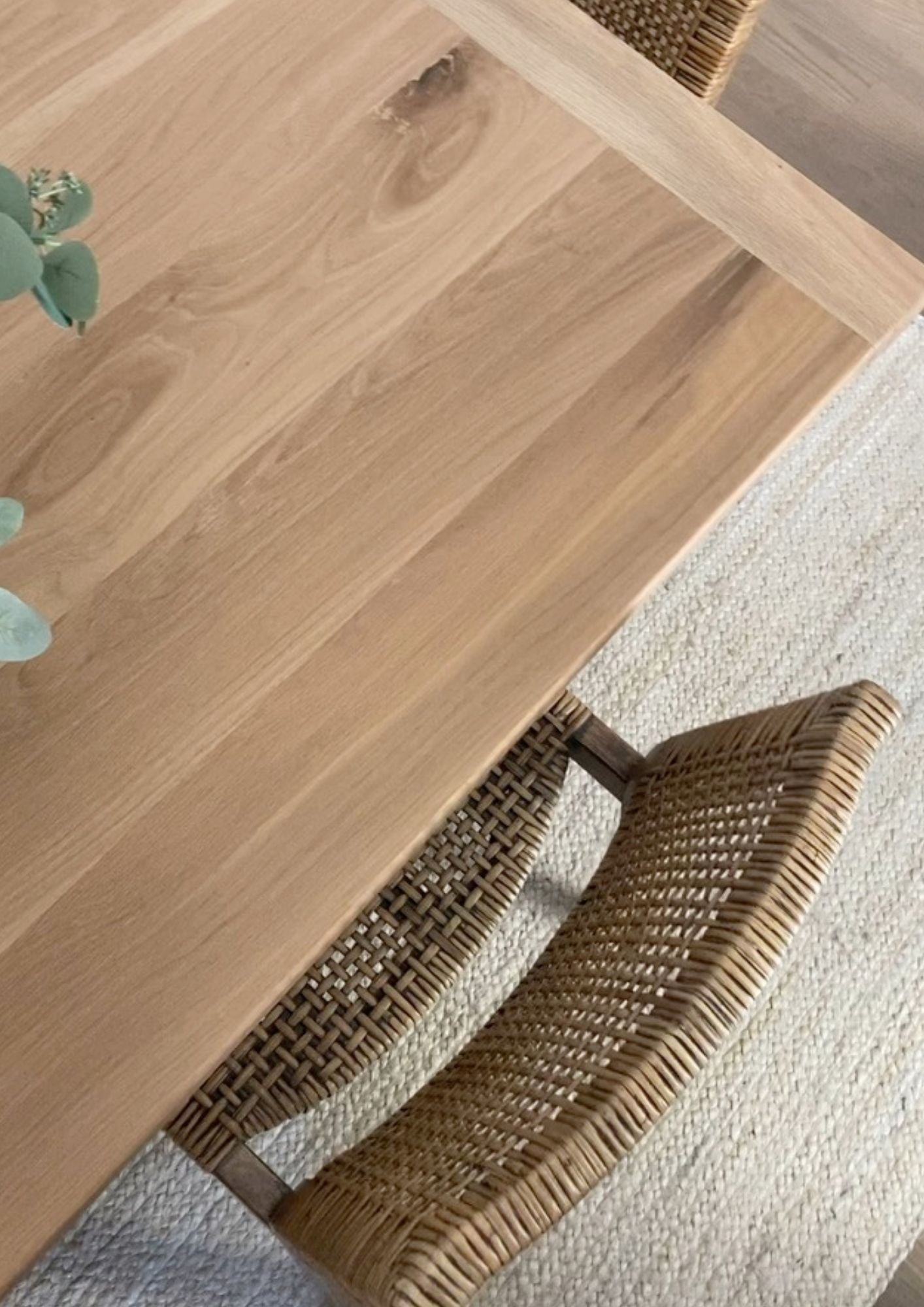 The Rae Dining Table - Trestle : Solid Top